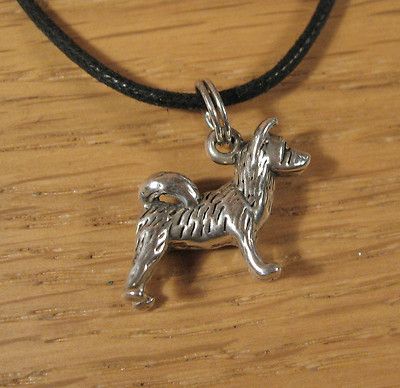 Standing Akita Charm